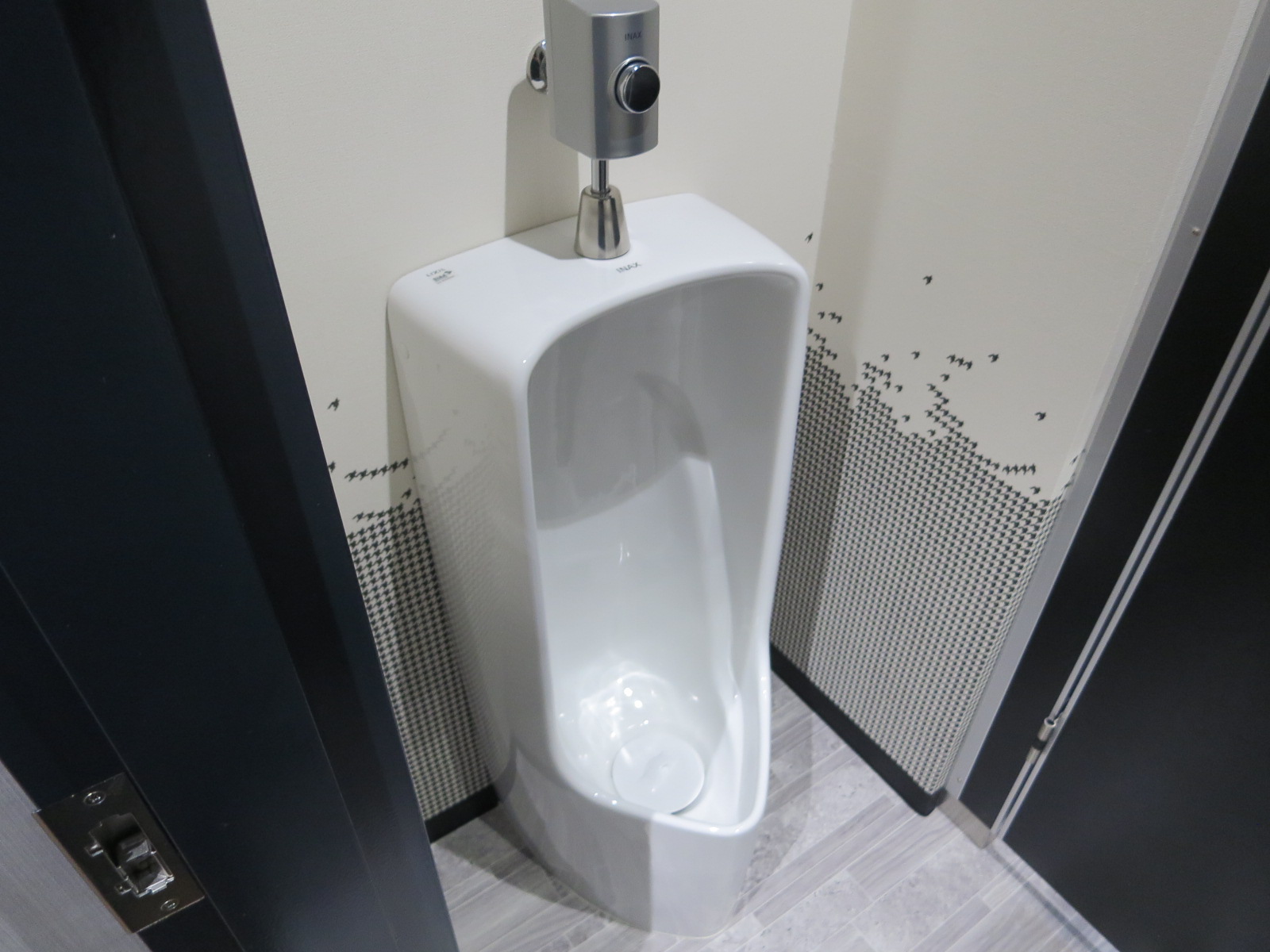 男性用トイレ