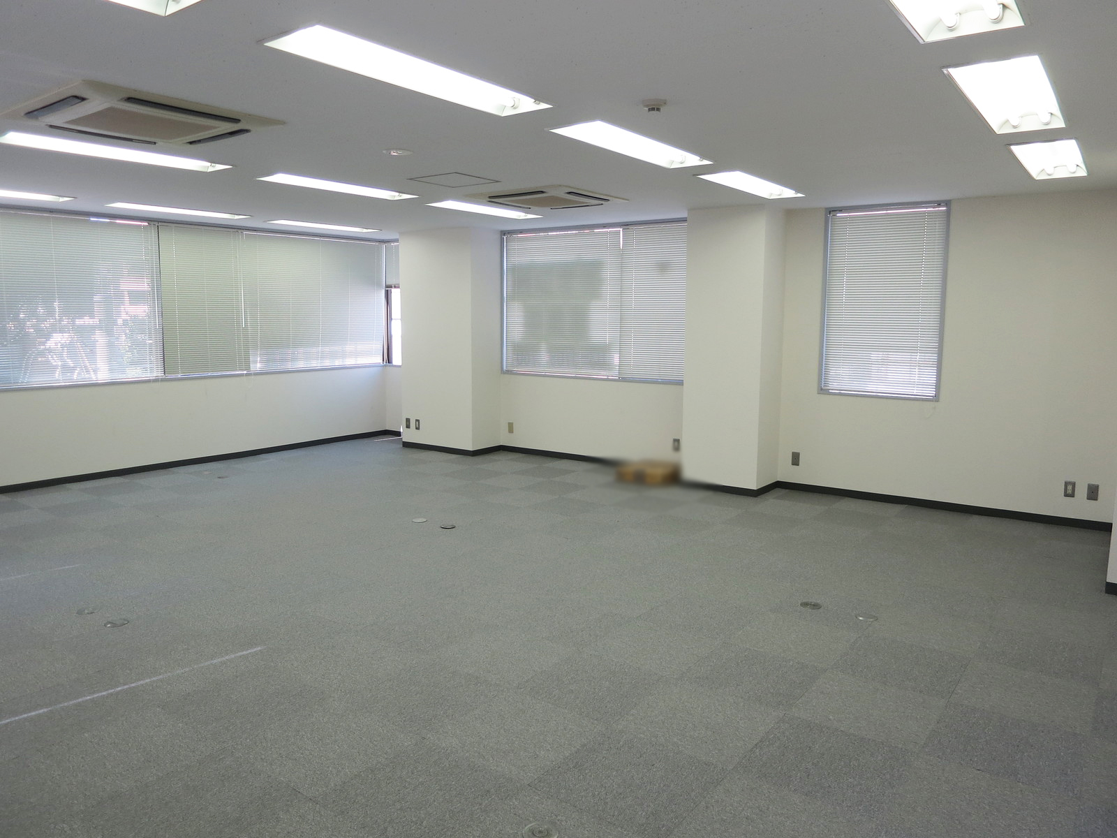 オフィス室内参考画像（4階）
