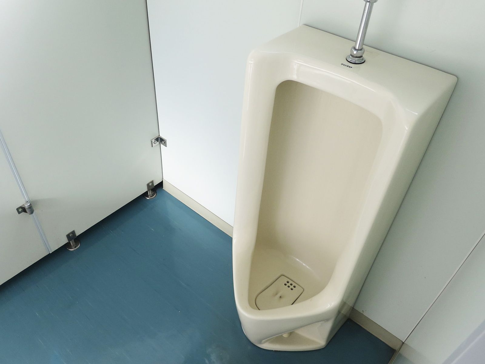 男性用トイレ