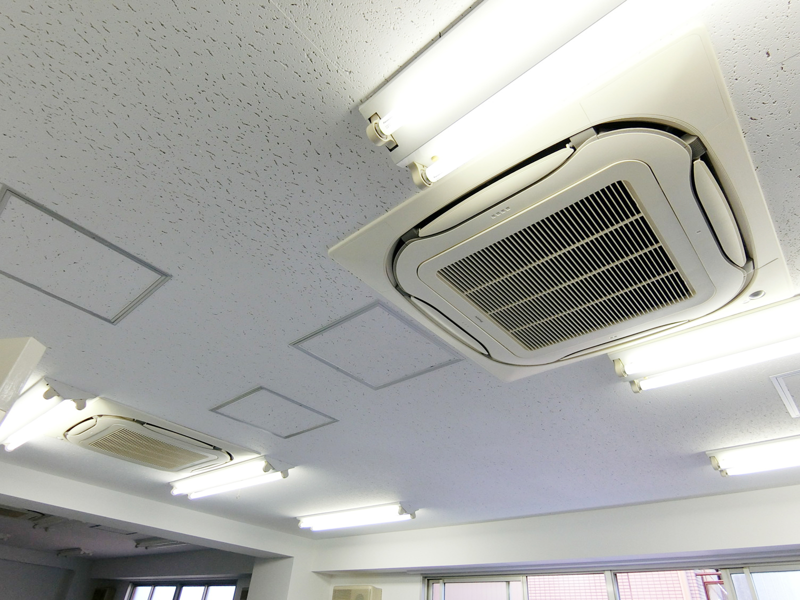 照明・空調の様子