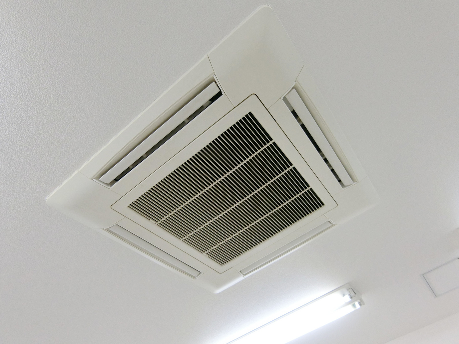 空調
