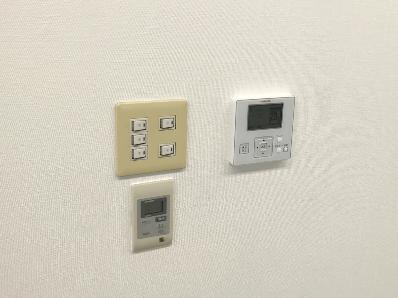 スイッチ類