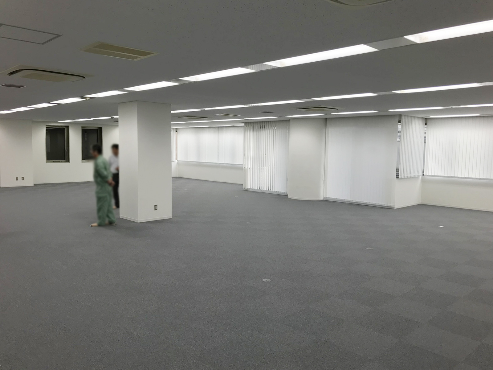 オフィス室内参考画像