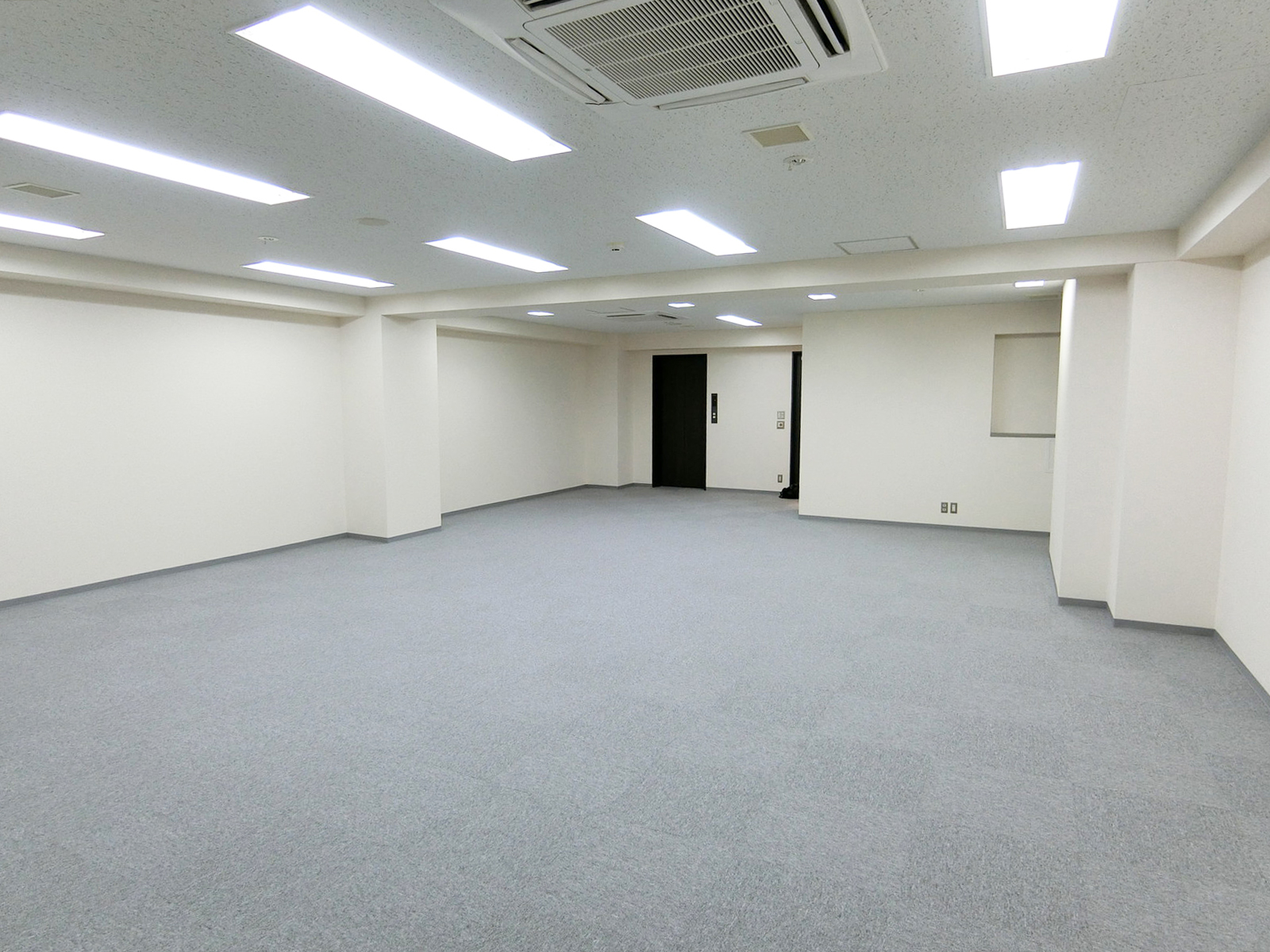 別角度の様子