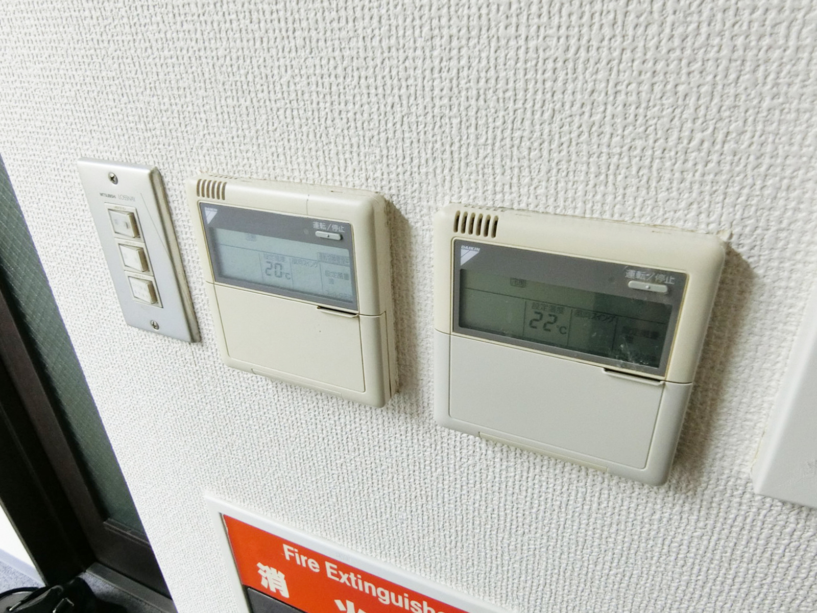 スイッチ類