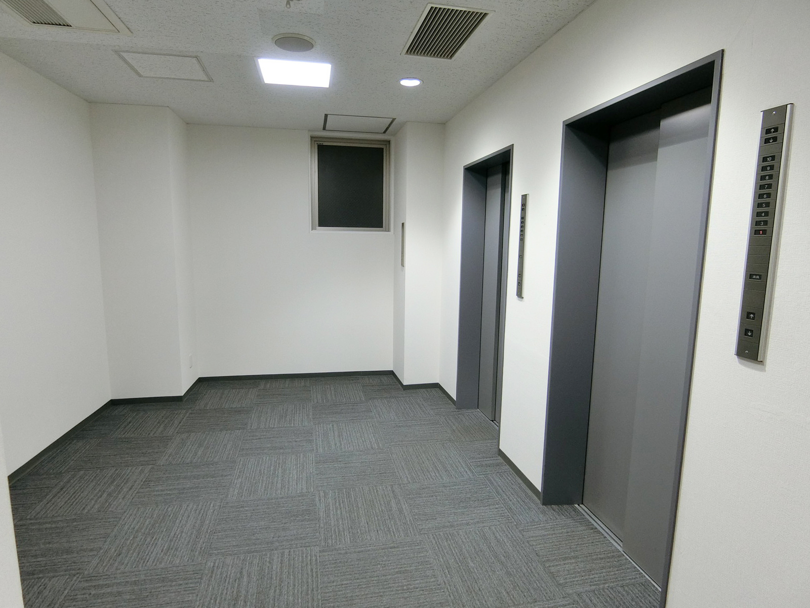 エレベーターホール