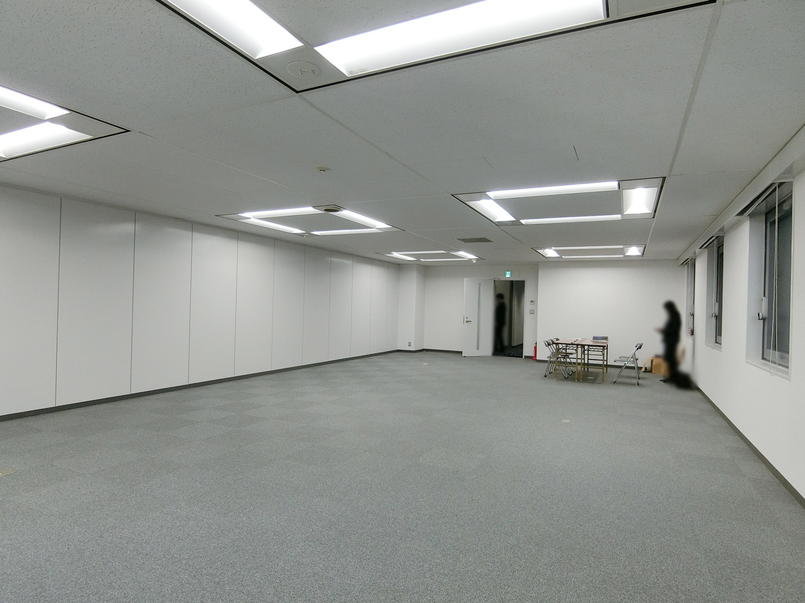 別角度の様子