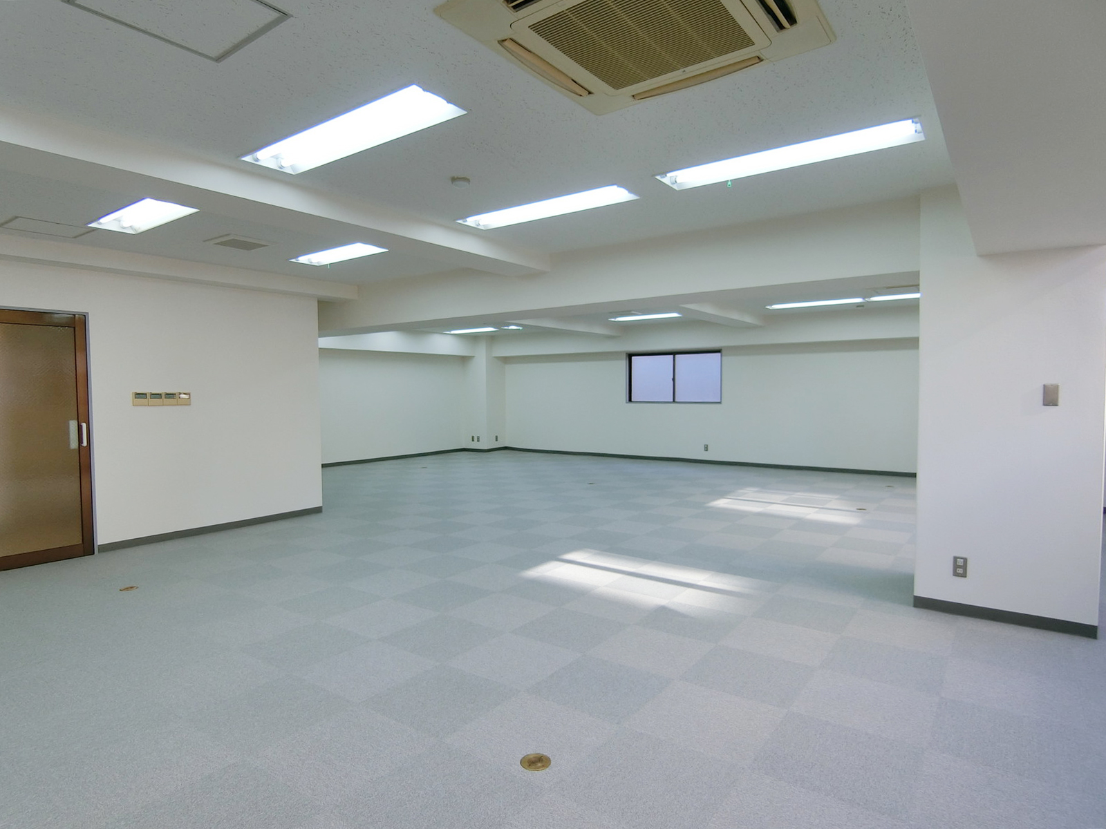 オフィス室内参考画像(3階)