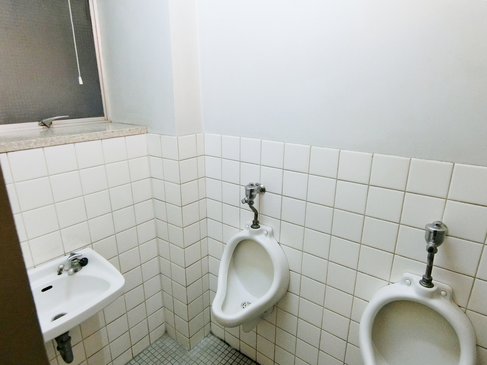 男性用トイレ