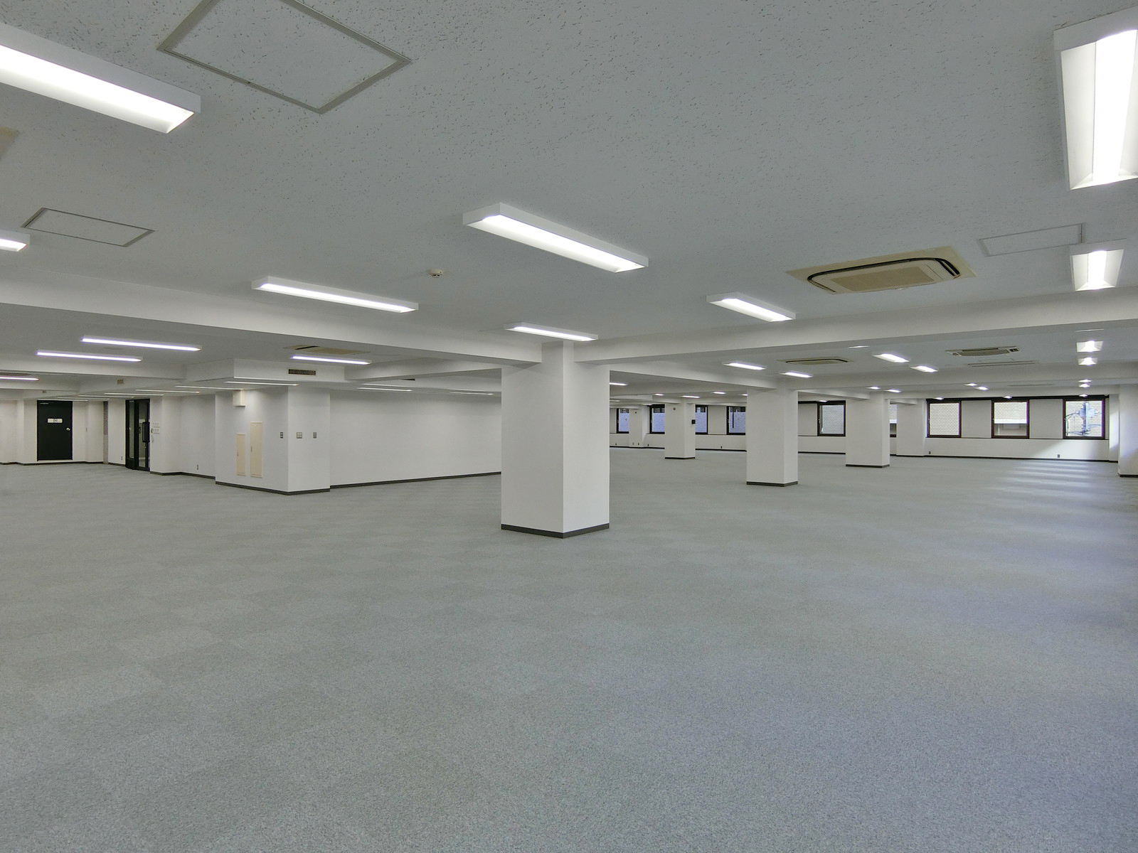 オフィス室内参考画像（4階）