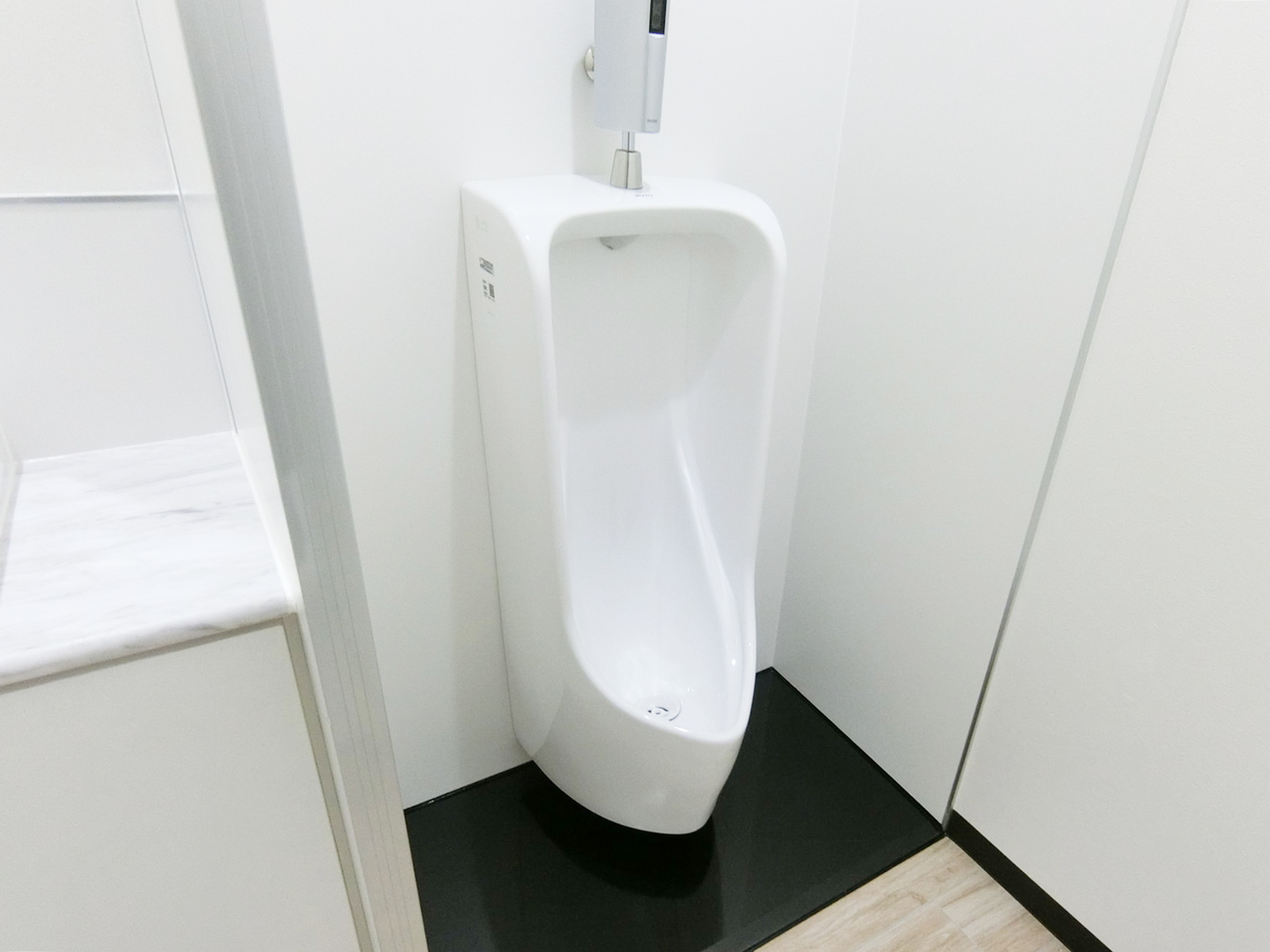 男性用トイレ