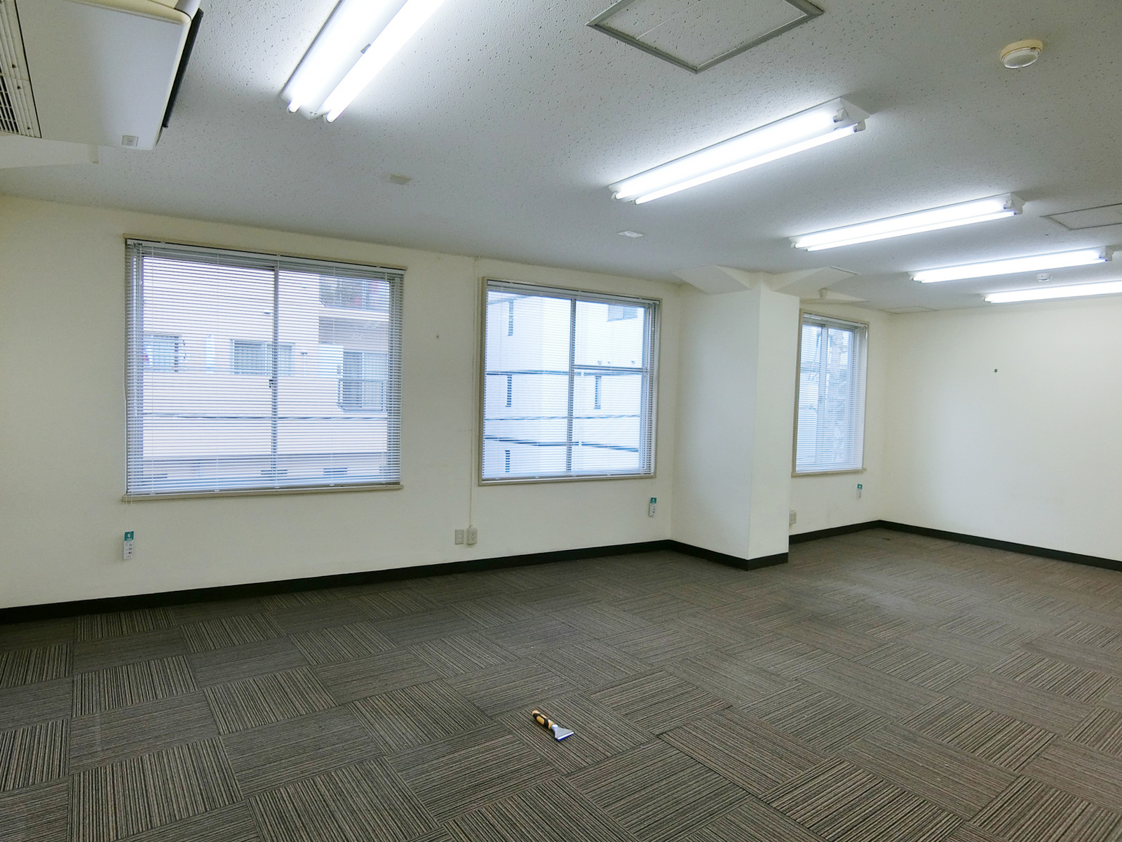 オフィス室内参考画像(3階)