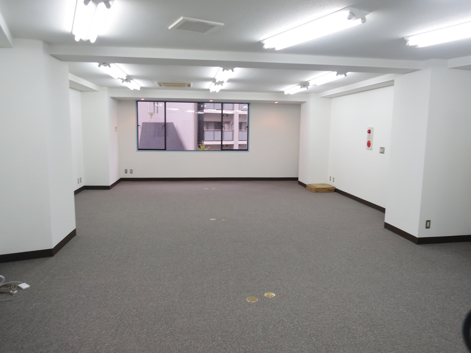 別角度の様子(4階)