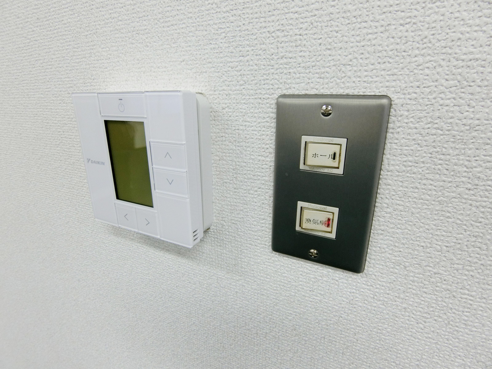 スイッチ類