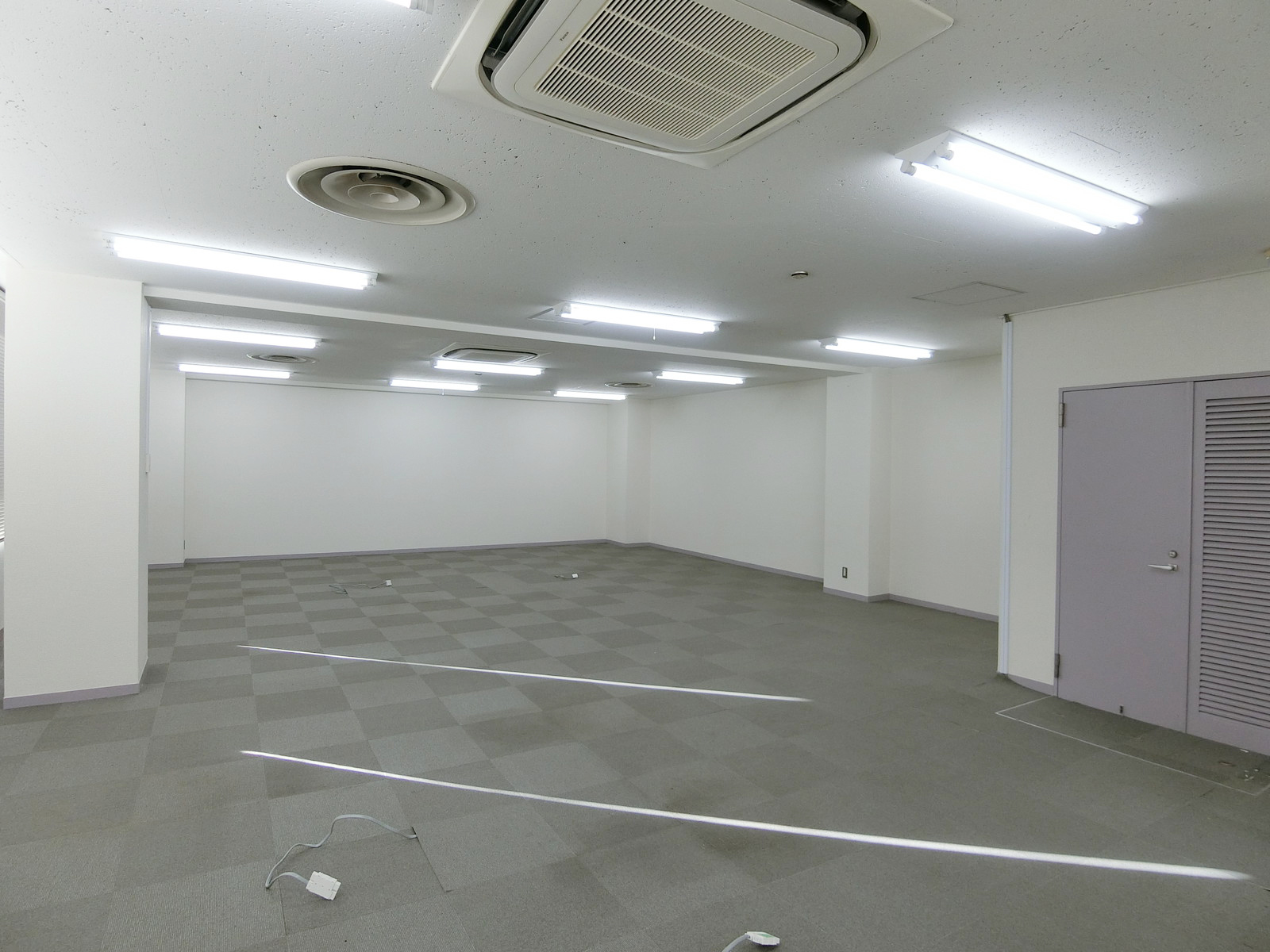 別角度の様子