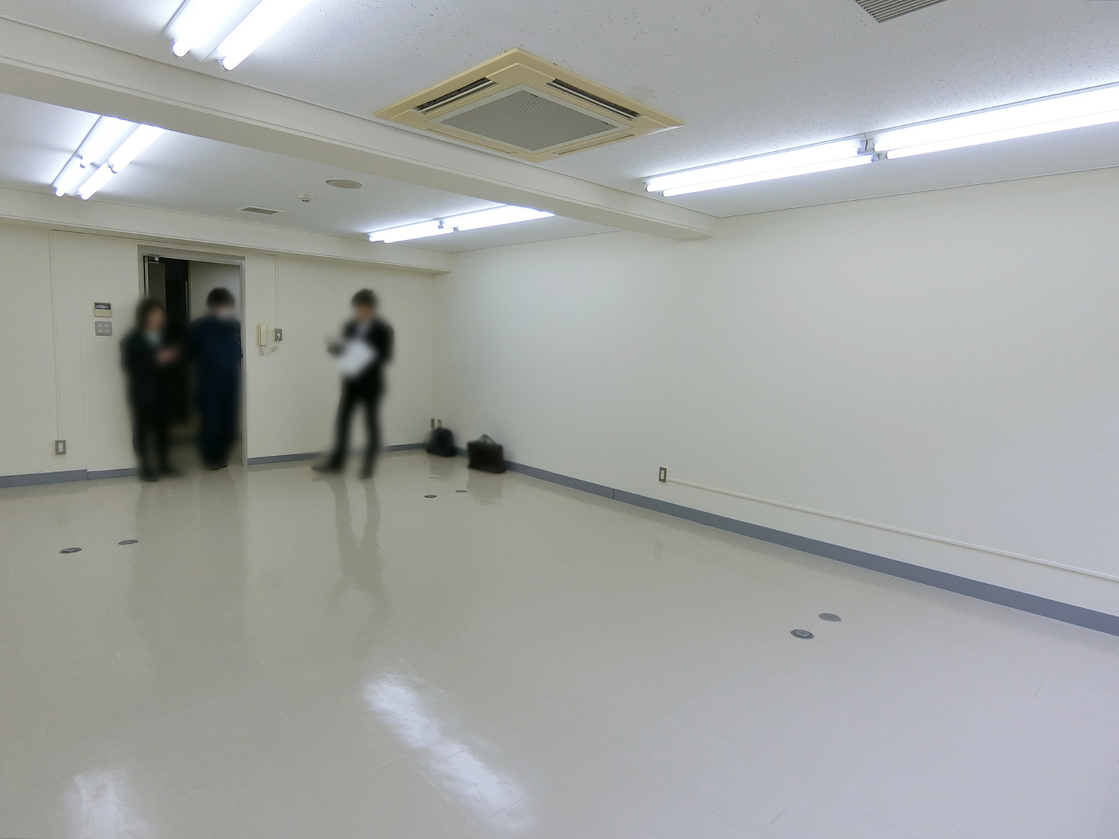 別角度の様子