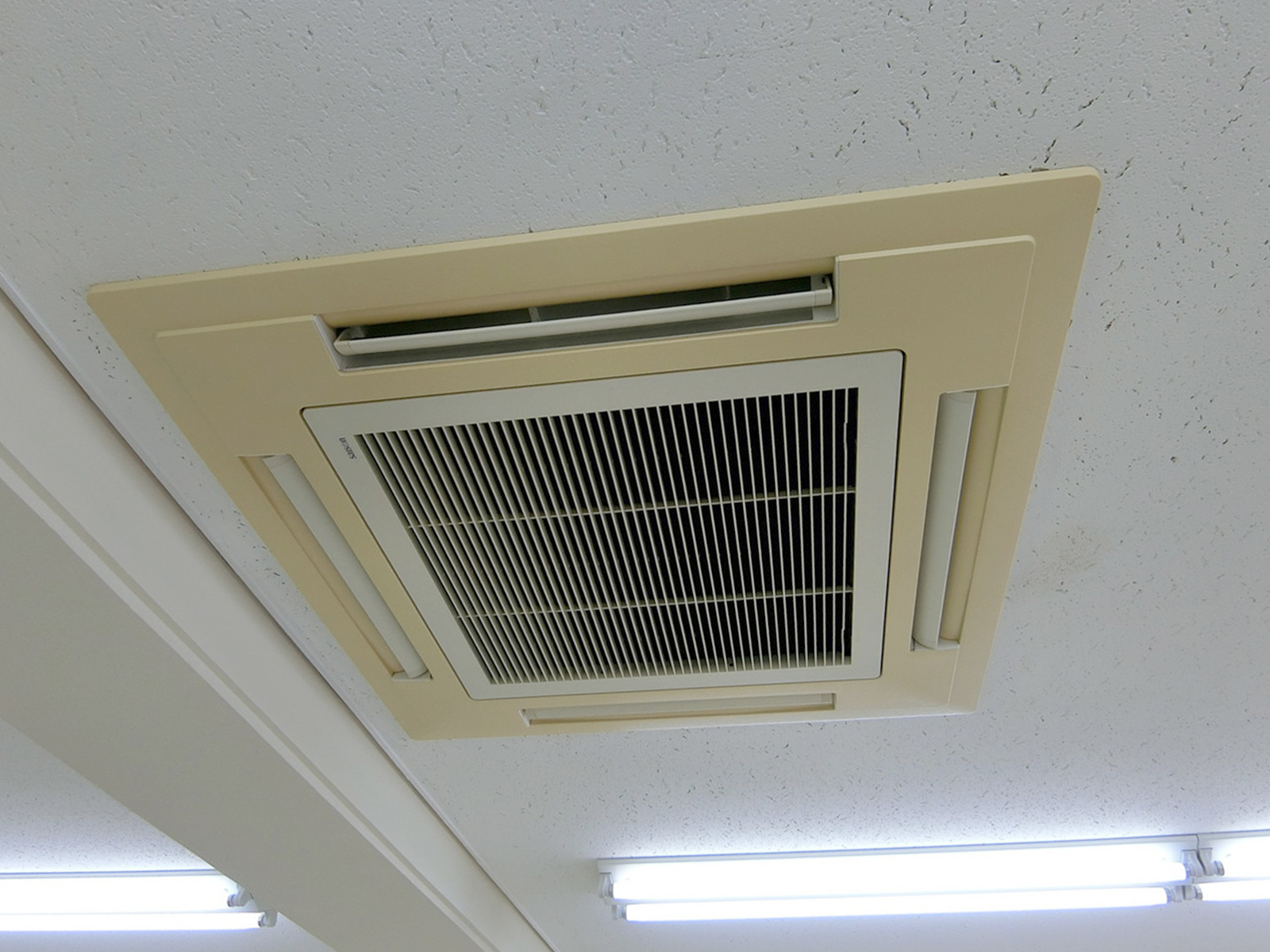 空調