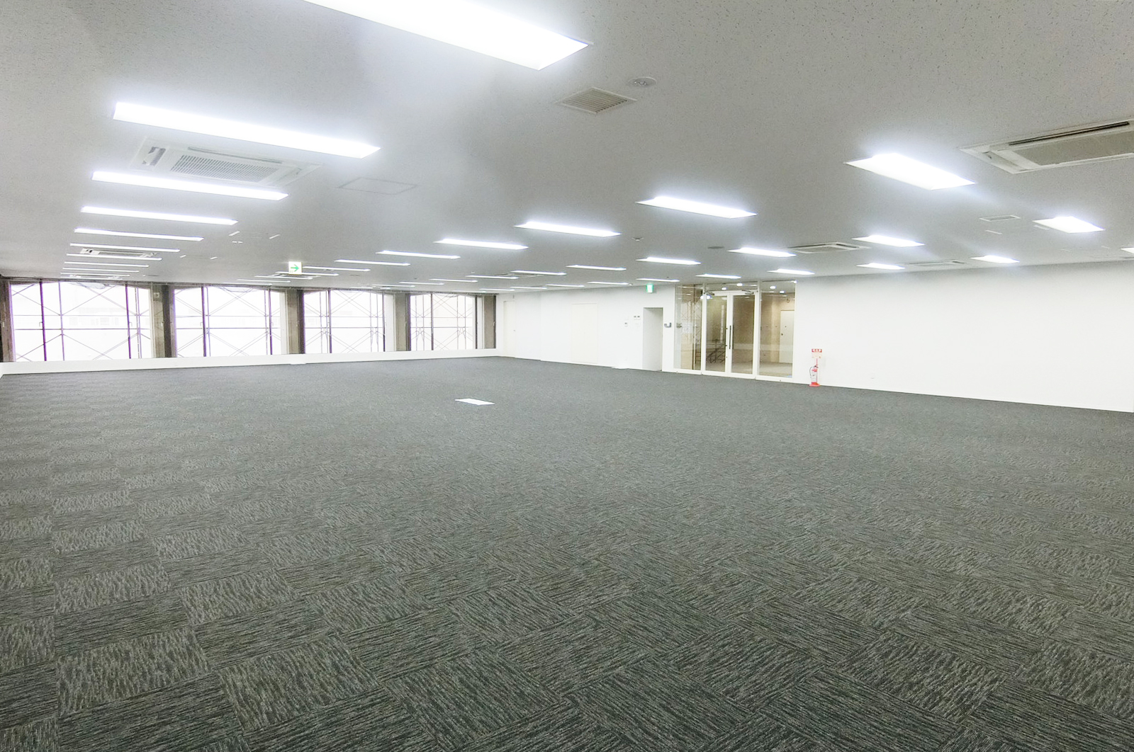 オフィス室内参考画像(5階・約224坪)