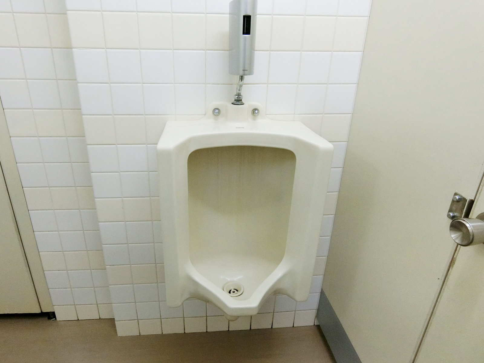 男性用トイレ