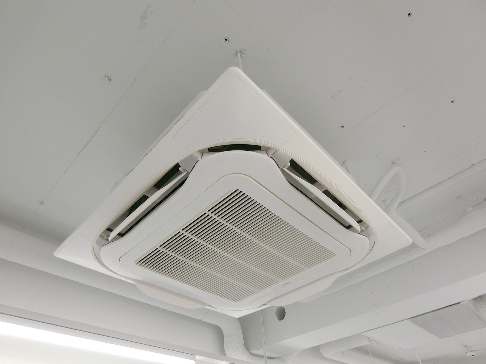 空調
