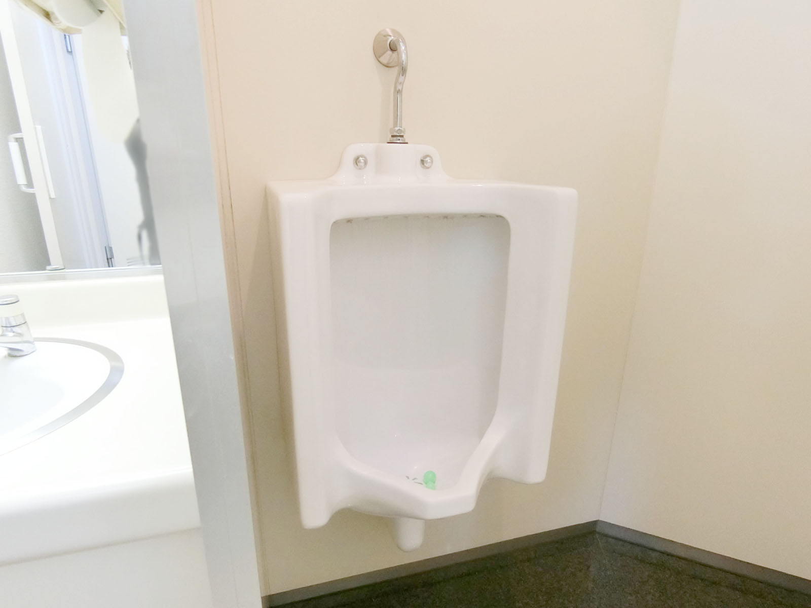 男性用トイレ