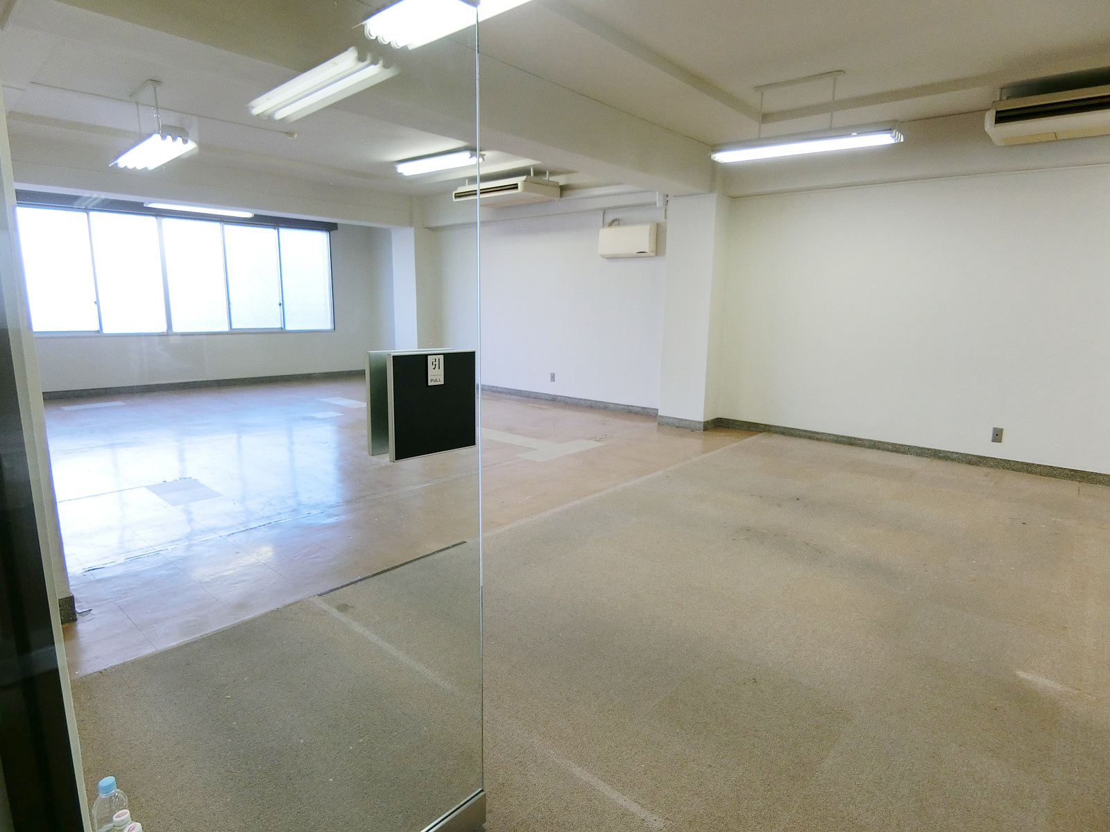 室内全体の様子(5階)