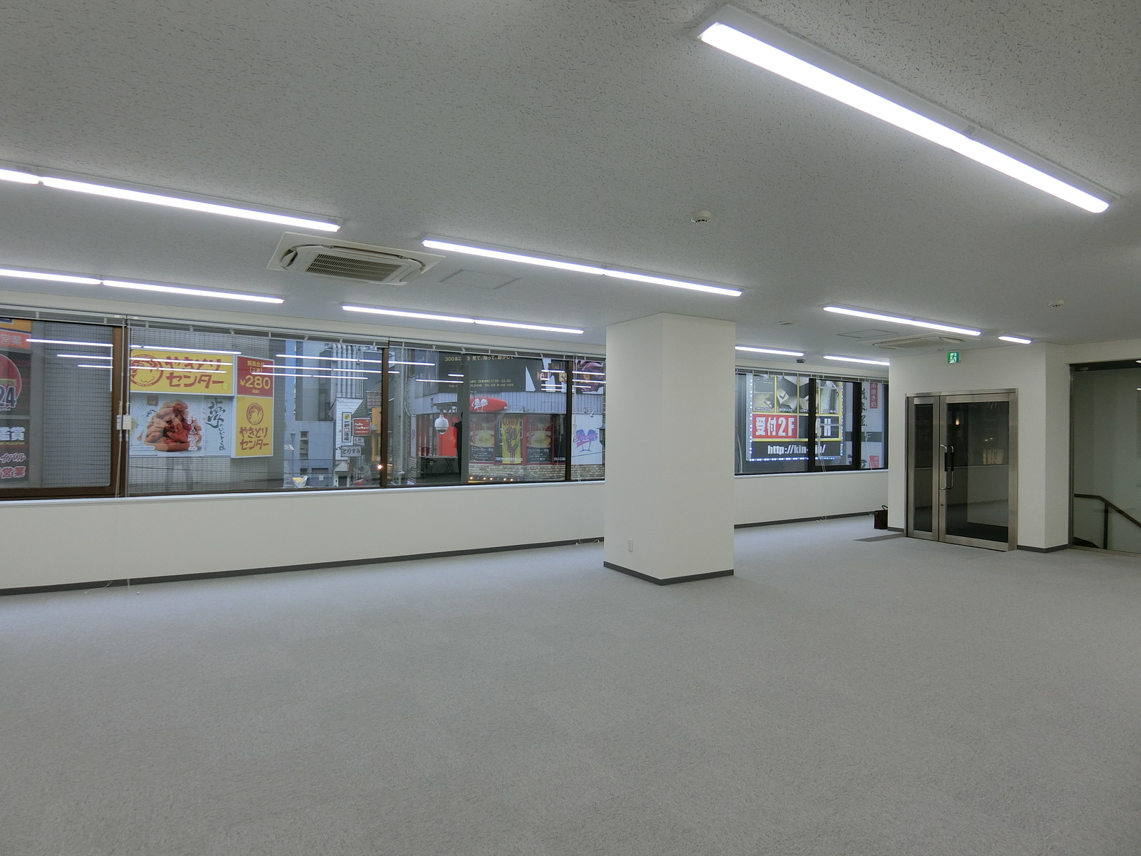 別角度の様子