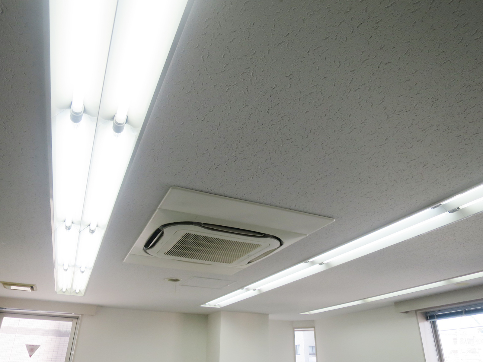 照明・空調の様子