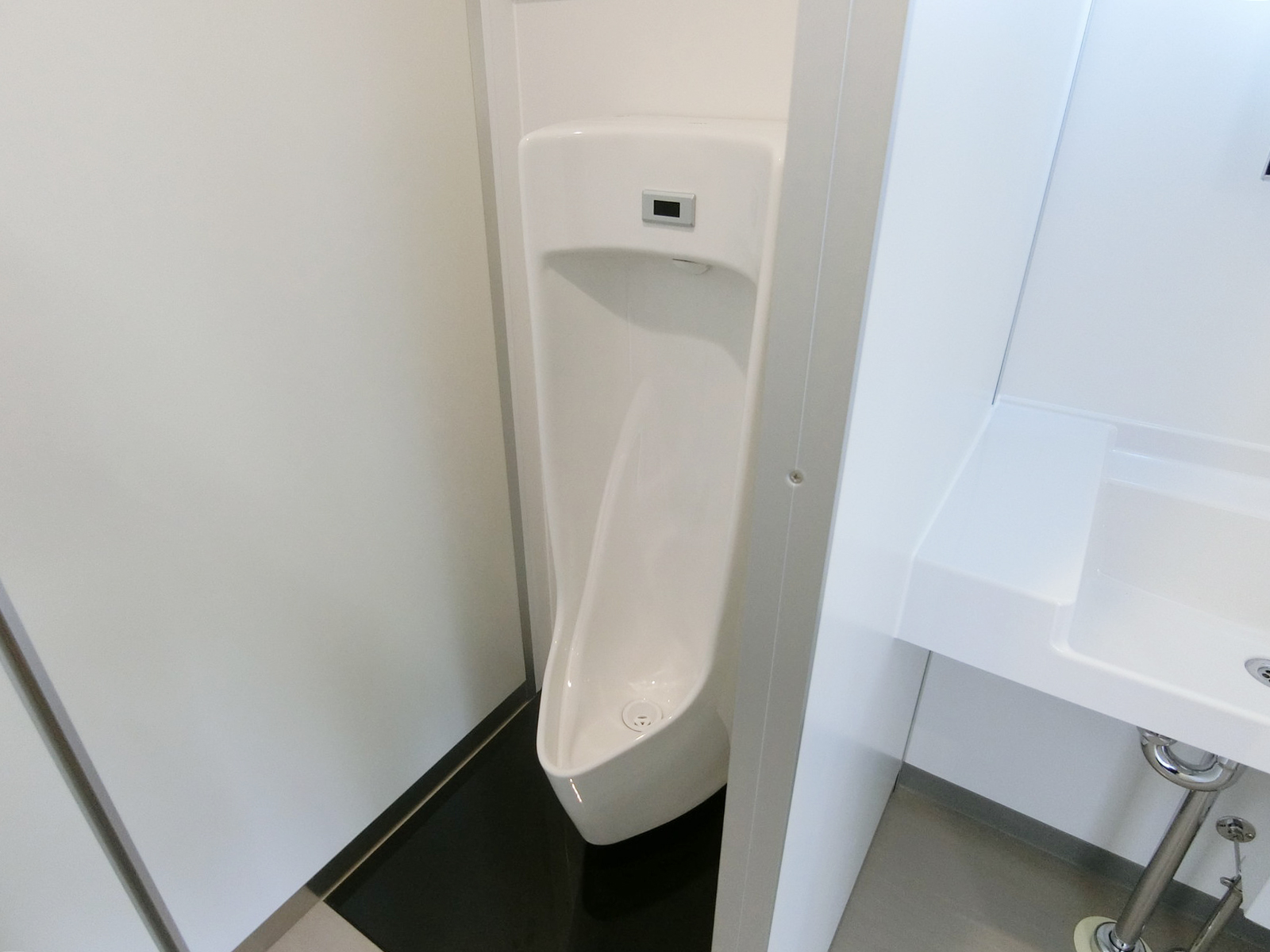 男性用トイレ