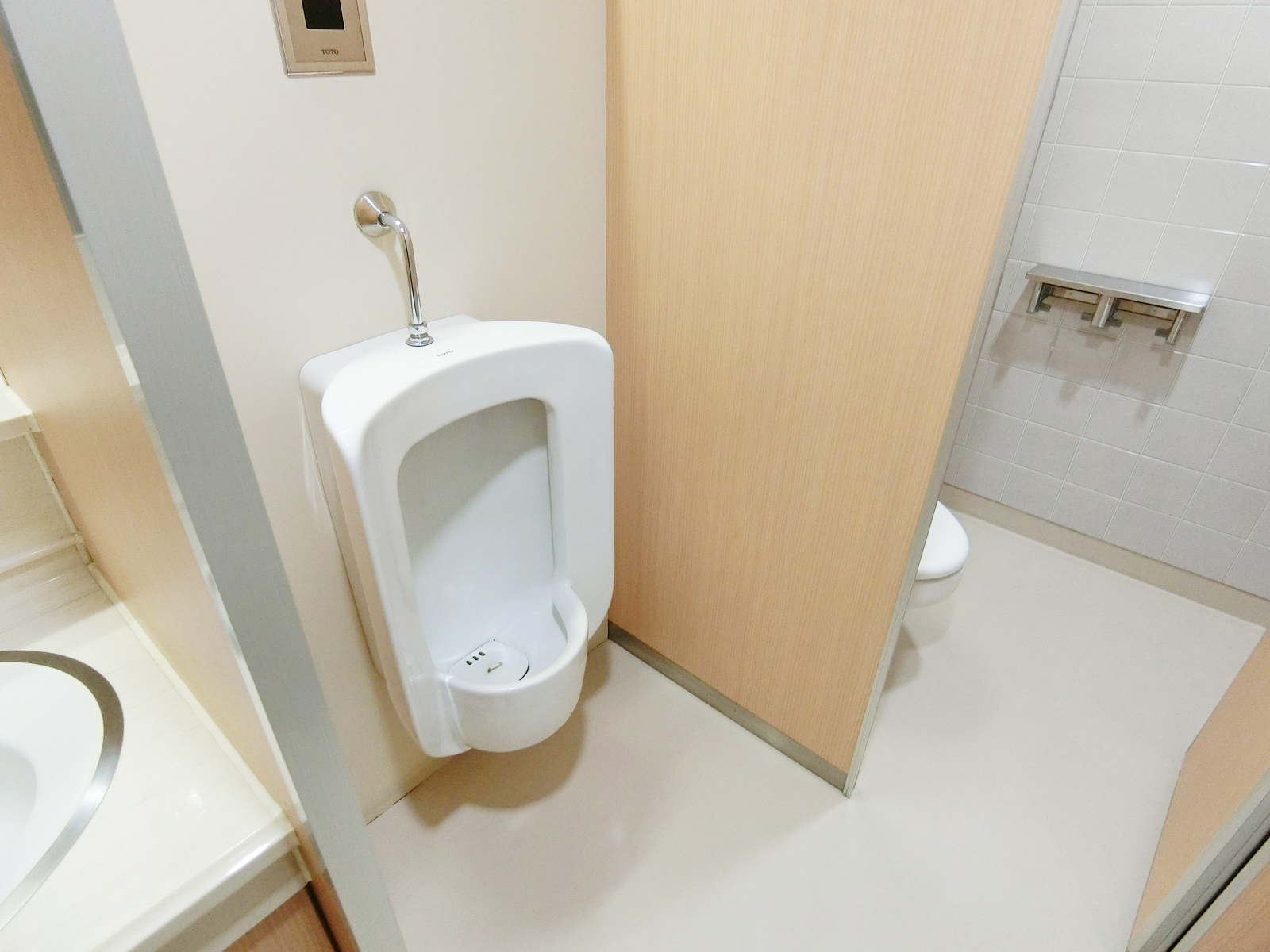 男性用トイレ