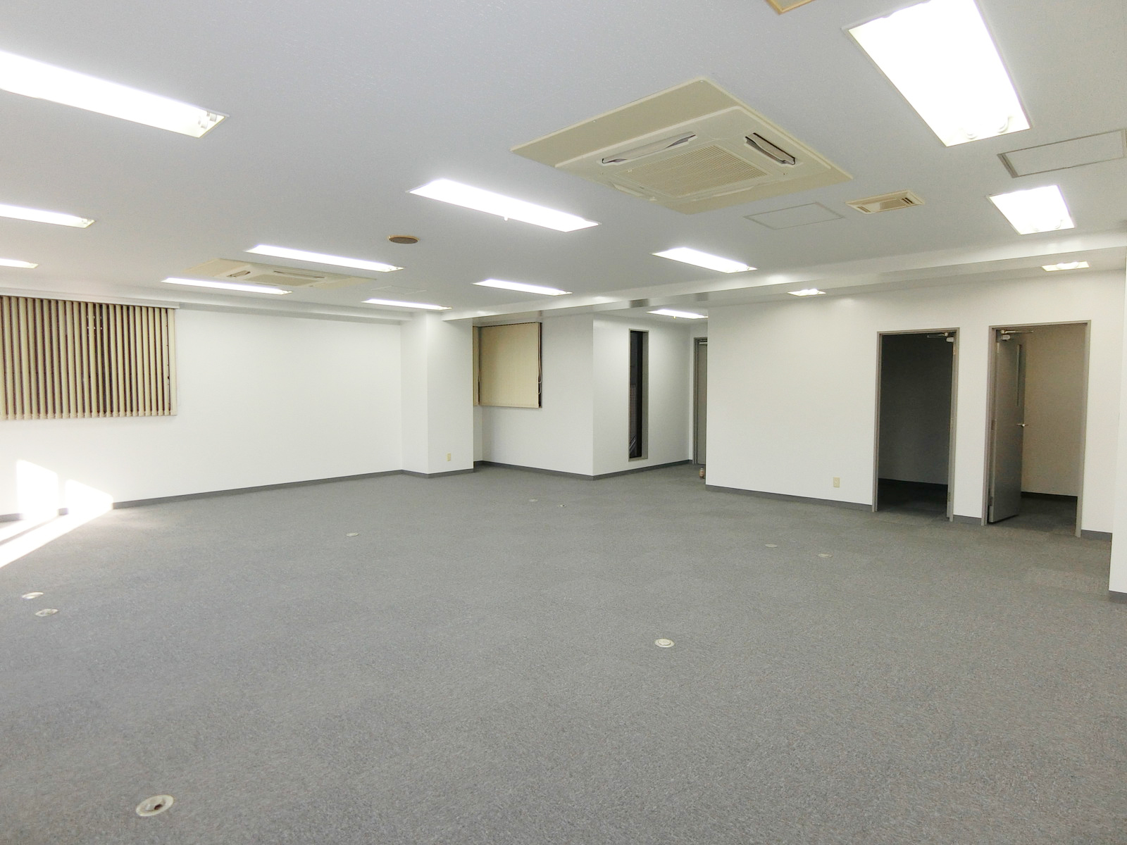 オフィス室内参考画像（5階）