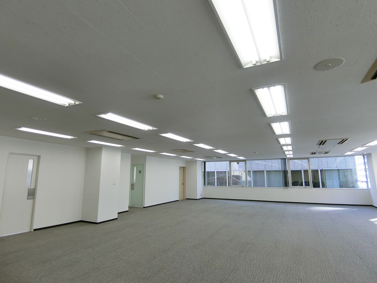 オフィス室内参考画像(7階・約66坪)