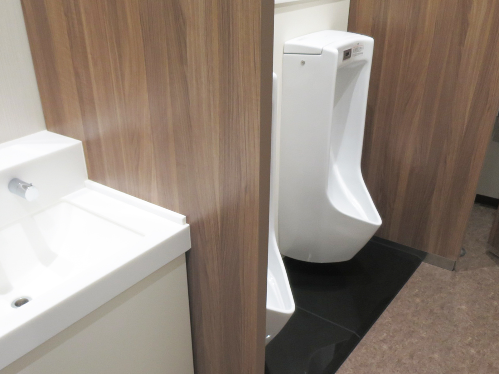 男性用トイレ