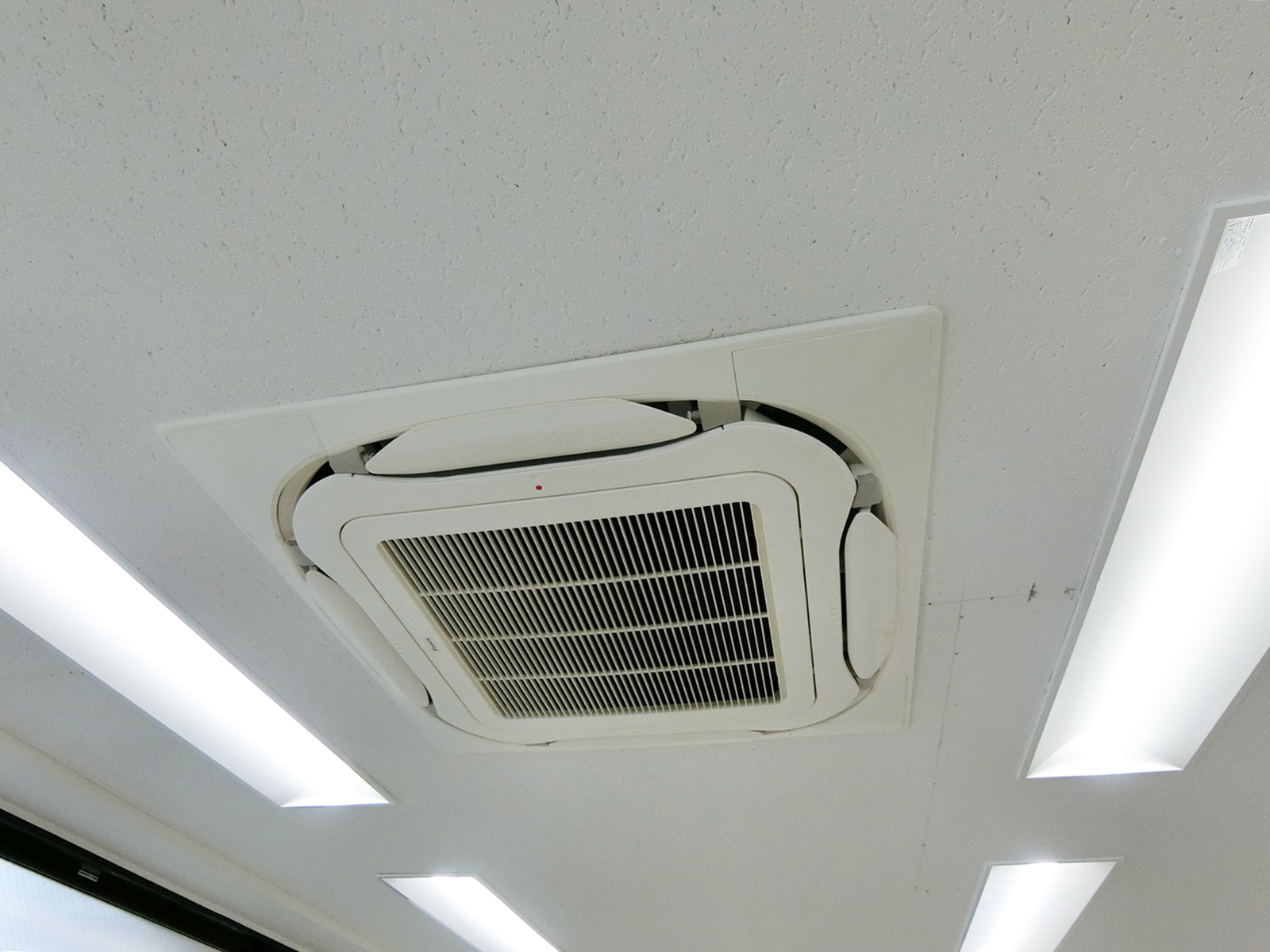 空調