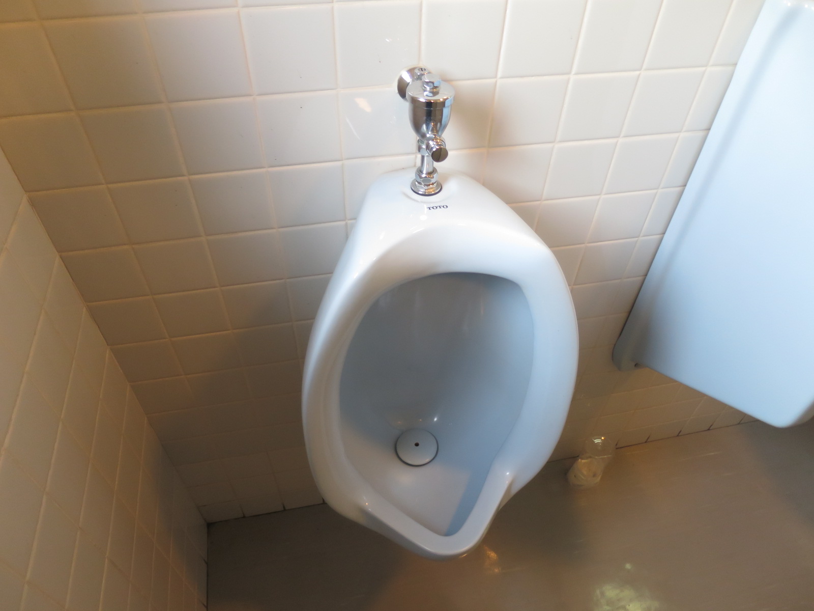 男性用トイレ