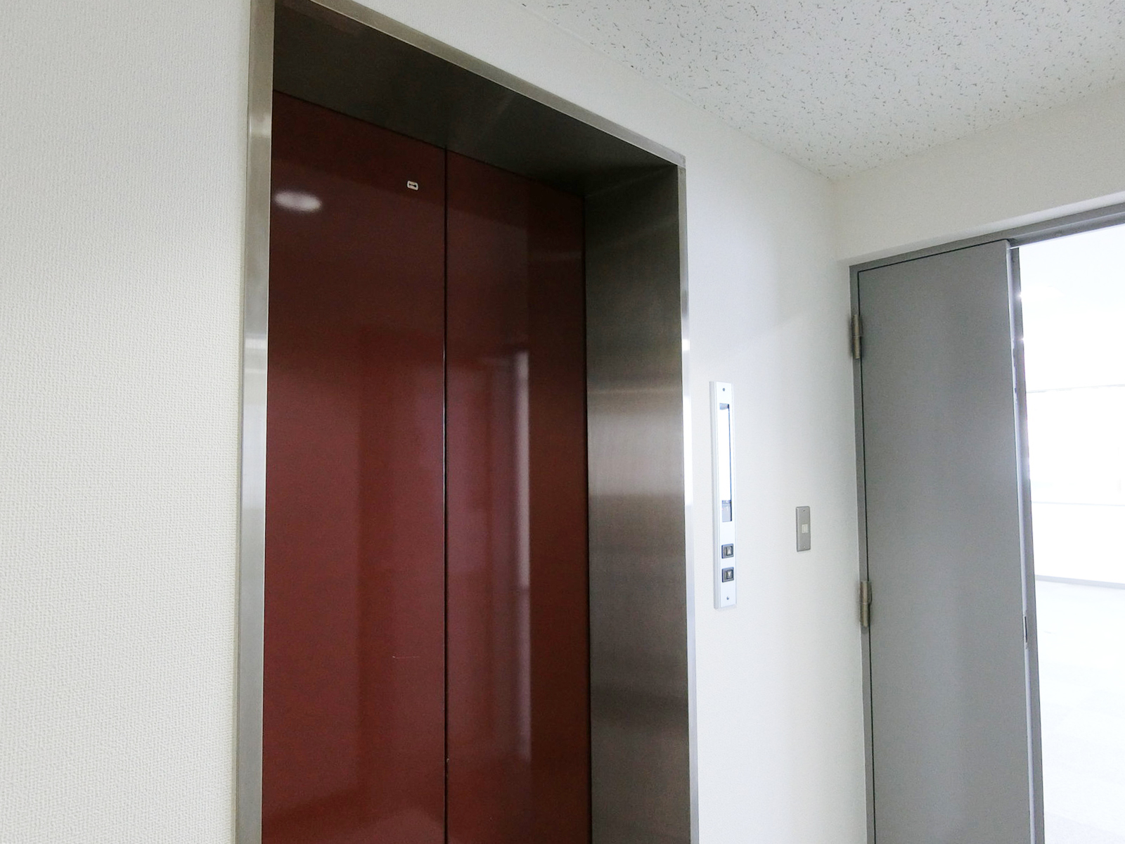 エレベーター
