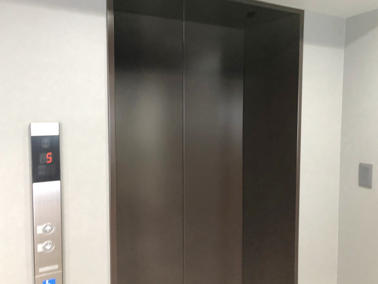 エレベーター