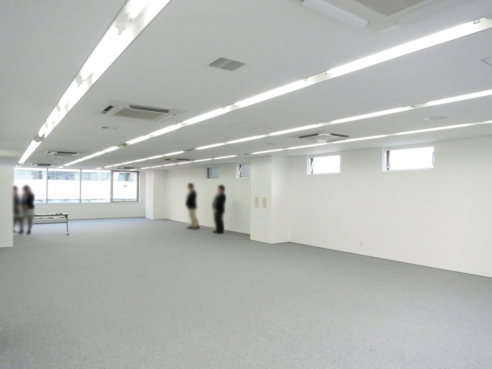 別角度の様子