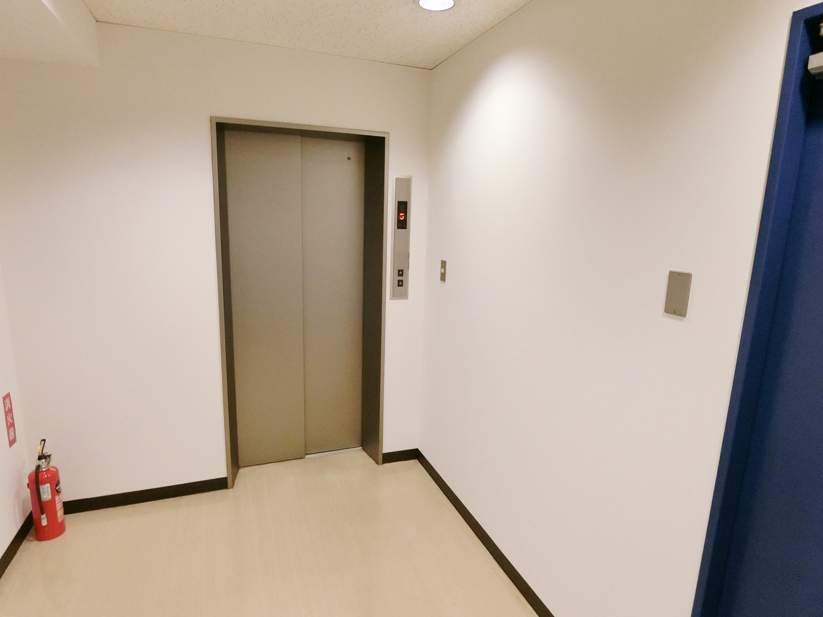 エレベーター