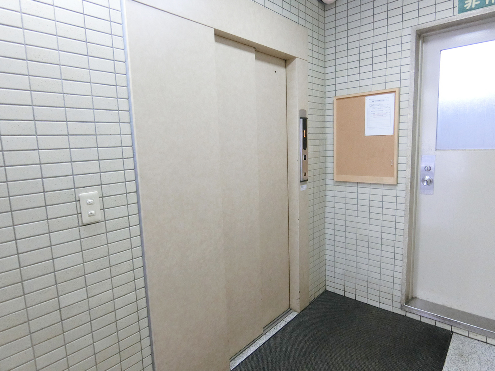 エレベーター
