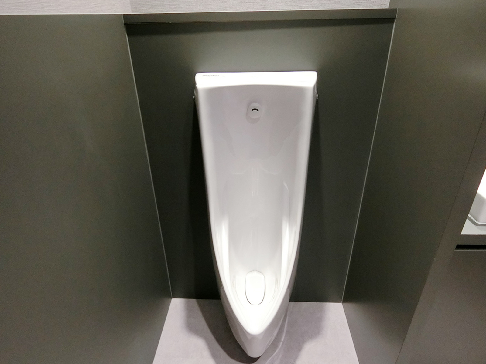 男性用トイレ