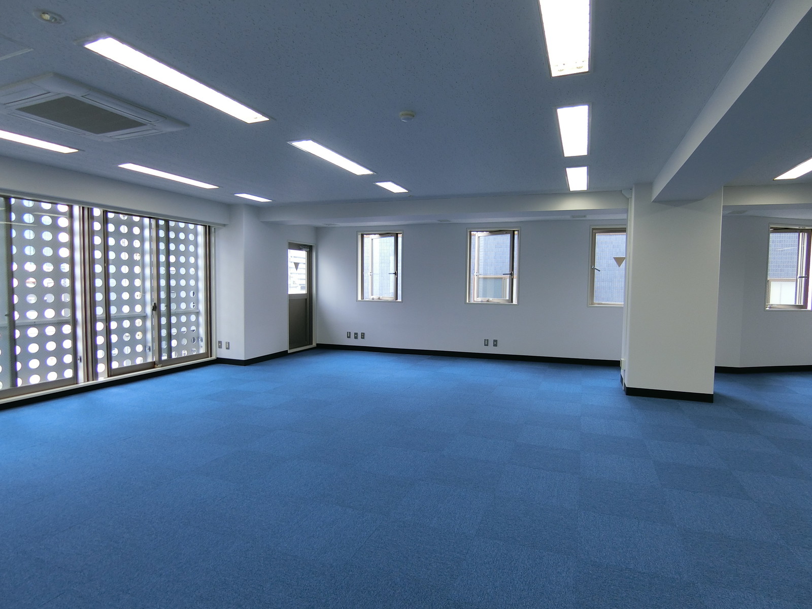 オフィス室内参考画像(5階)