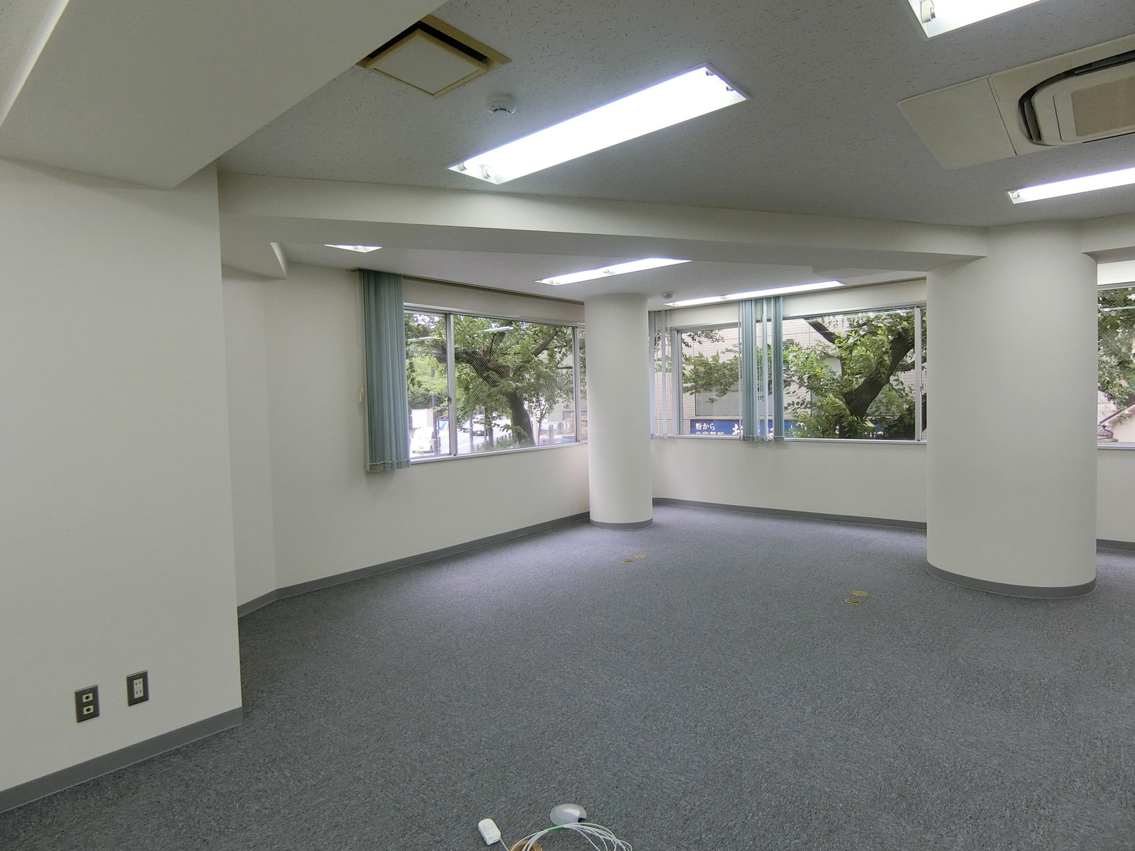 オフィス室内参考画像（2階・約20坪）