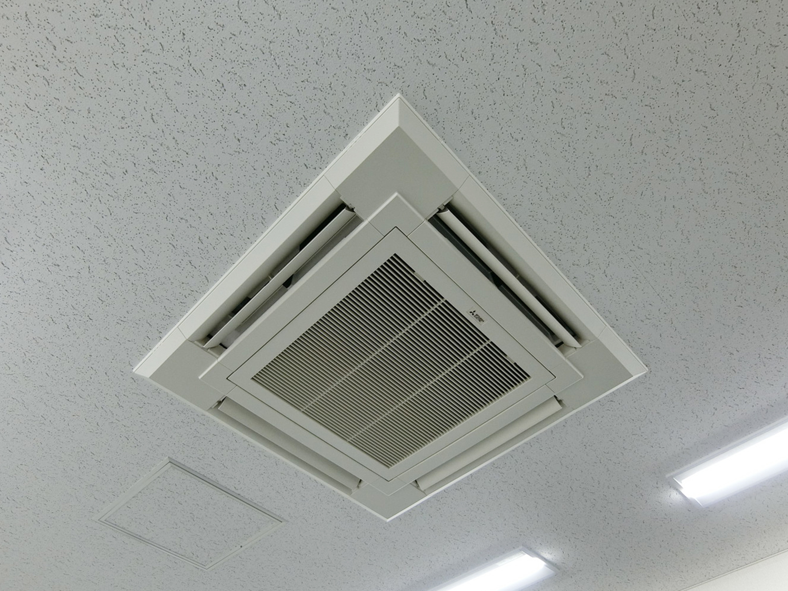 空調