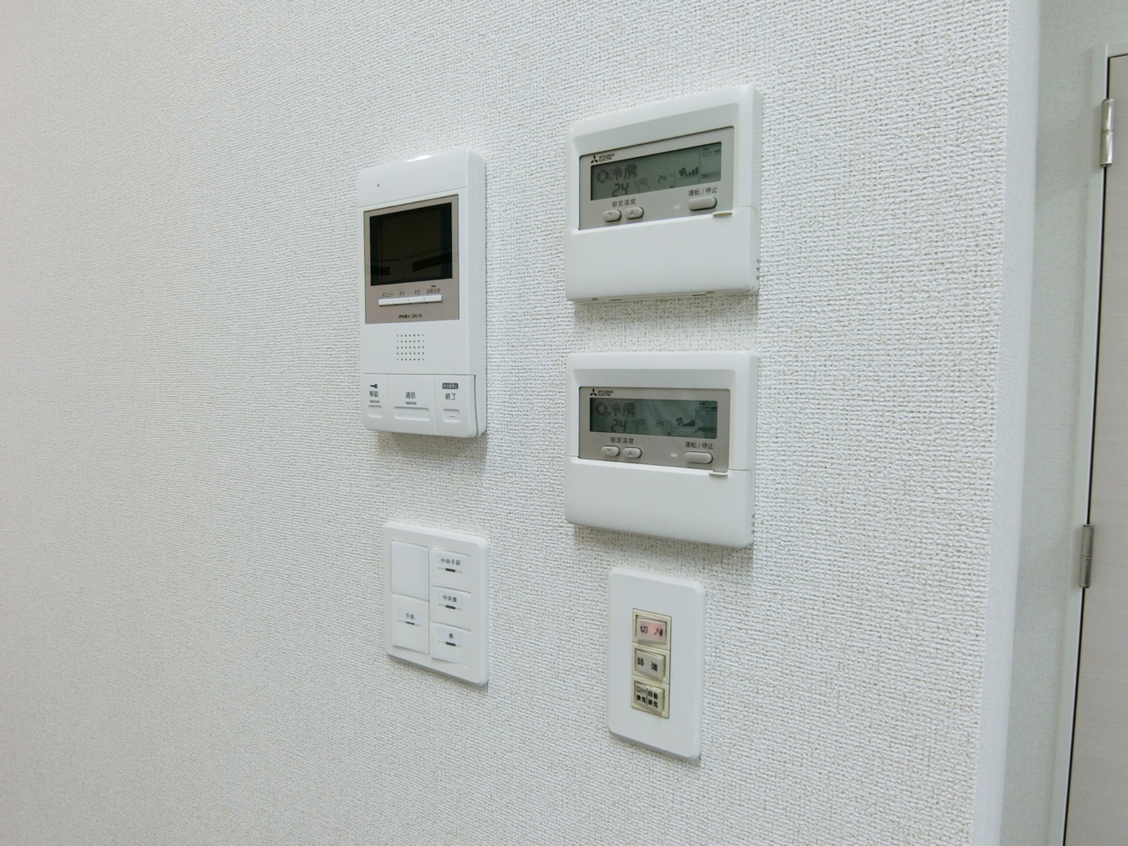 スイッチ類