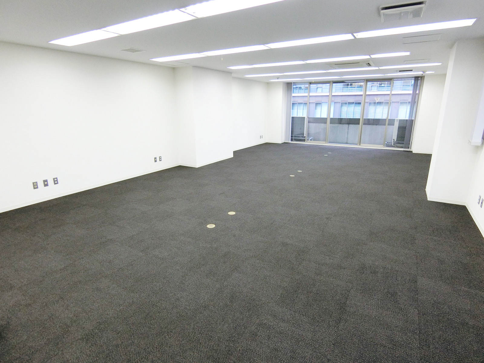 オフィス室内参考画像（5階・約31坪）