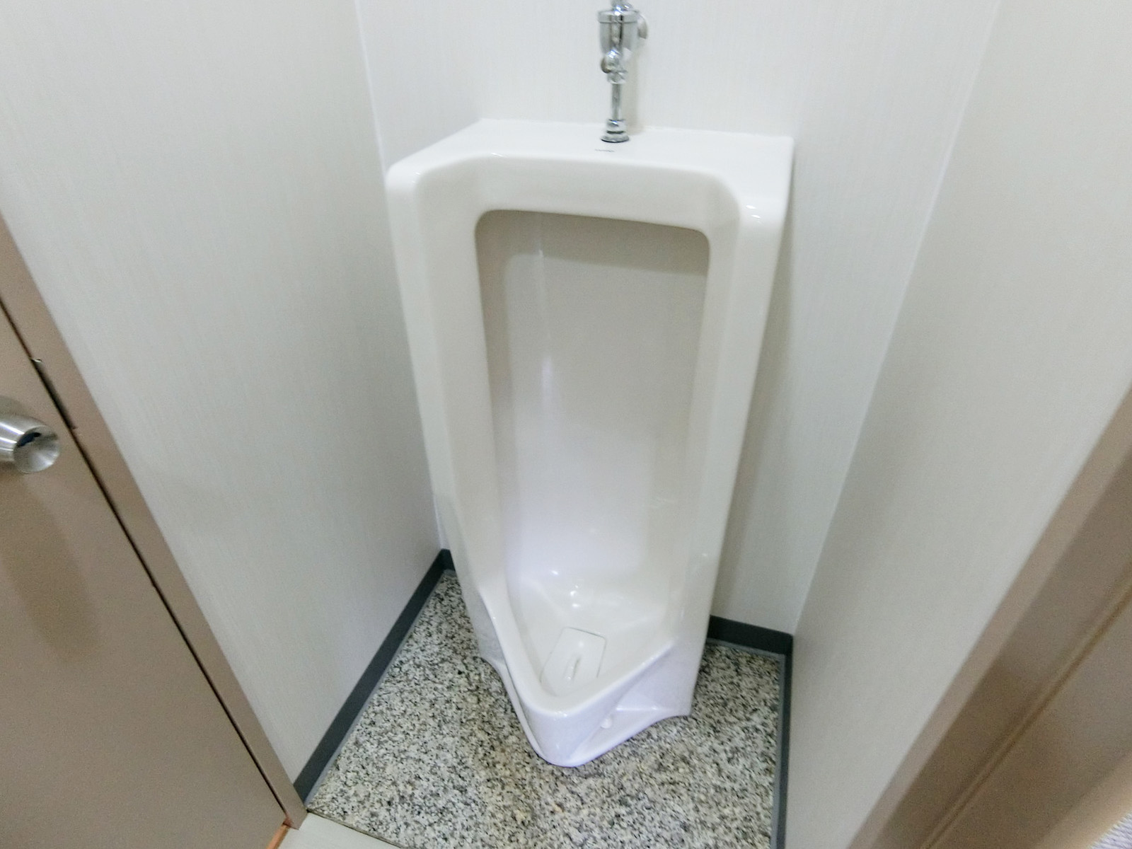 男性用トイレ