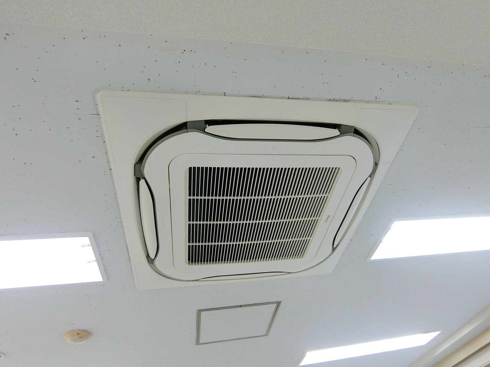 空調