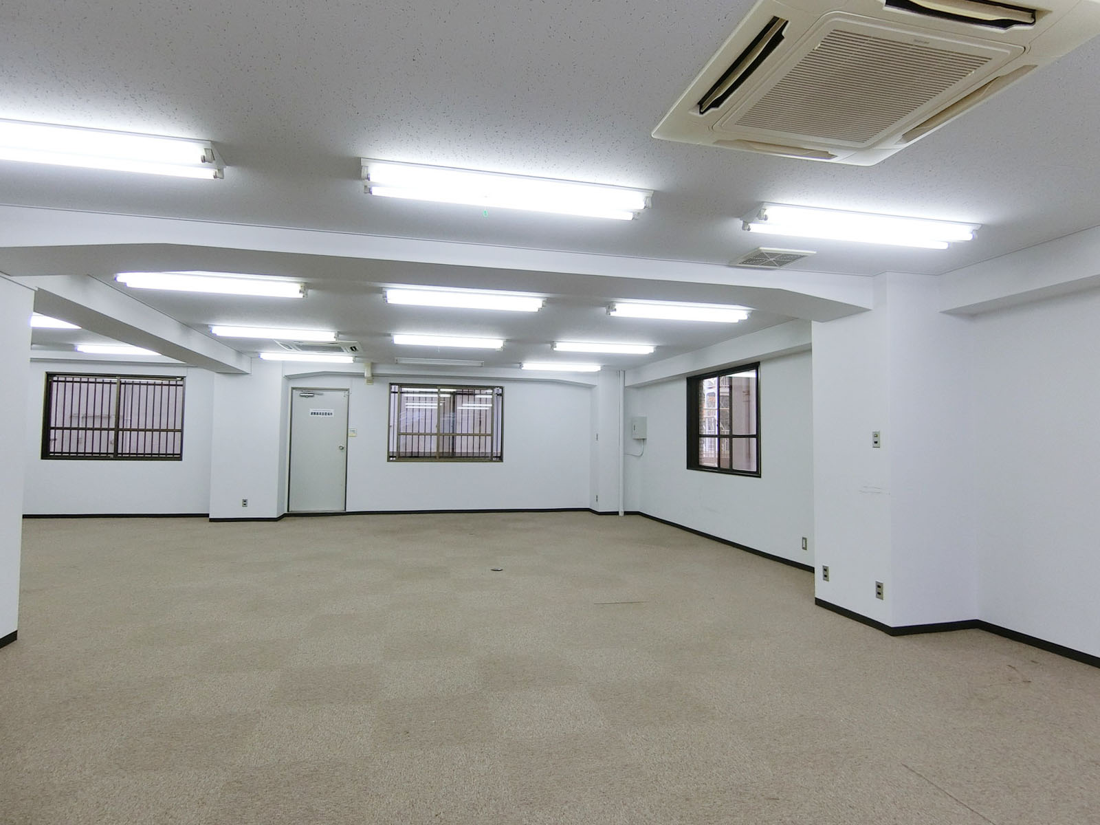 オフィス室内参考画像（2階）
