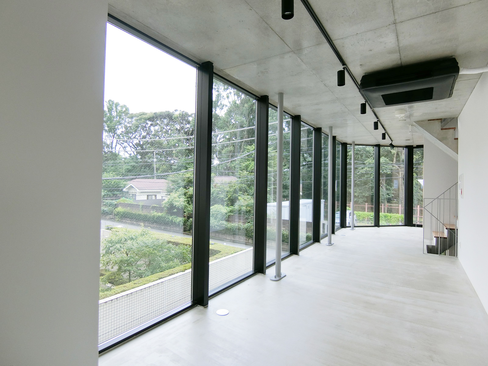 窓際の様子
